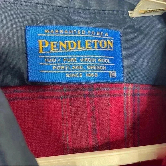 Pendleton vintage red cozy,warm,Virgin wool plaid mens long sleeve buttonSZ-M - Picture 6 of 8